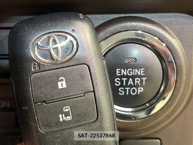 Toyota ROOMY 2021-04 6912113-8