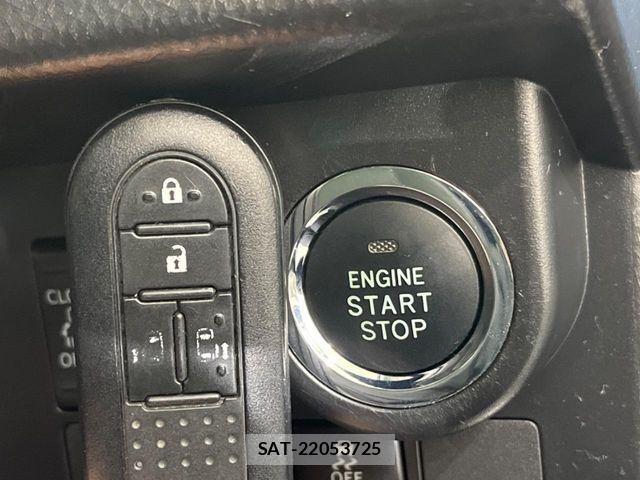 Toyota ROOMY 2017-04 6912120-7