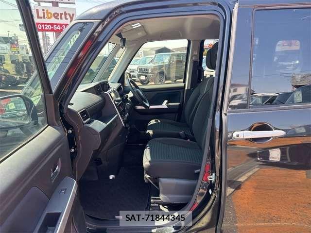 Toyota ROOMY 2021-07 6912072-16
