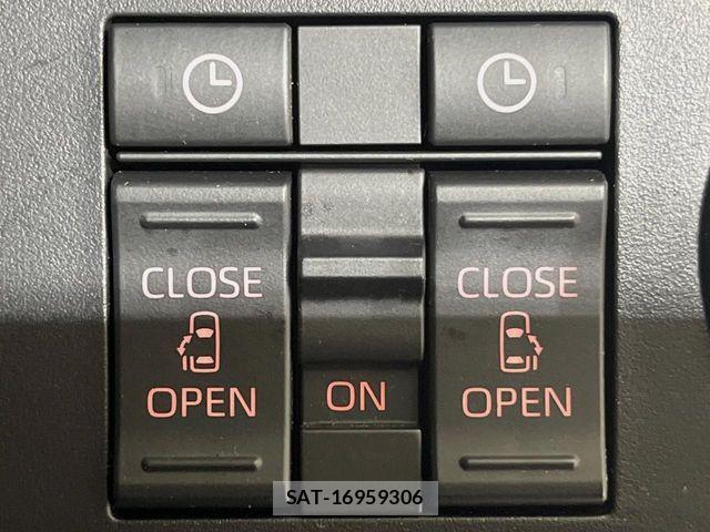 Toyota ROOMY 2020-11 6912110-6