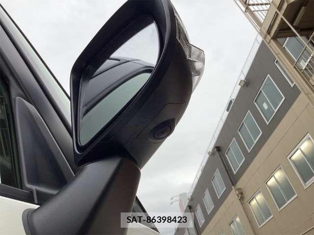 Toyota ROOMY 2026-03 6912017-18