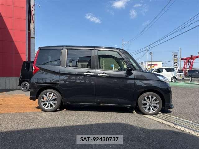 Toyota ROOMY 2017-07 6912106-6