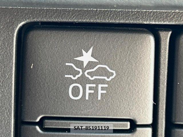 Toyota ROOMY 2023-05 6912052-4