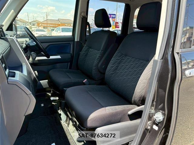 Toyota ROOMY 2017-12 6912121-10