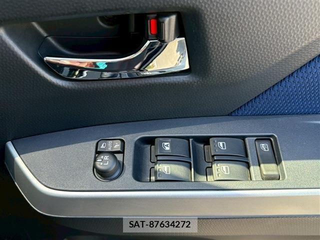 Toyota ROOMY 2017-12 6912121-24