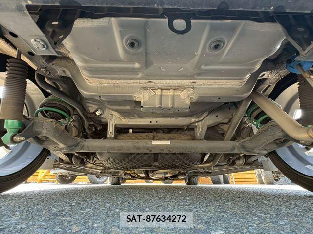 Toyota ROOMY 2017-12 6912121-29