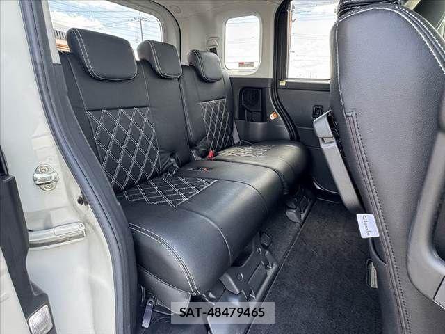Toyota ROOMY 2019-11 6912101-19