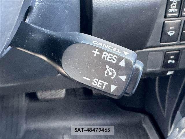 Toyota ROOMY 2019-11 6912101-23