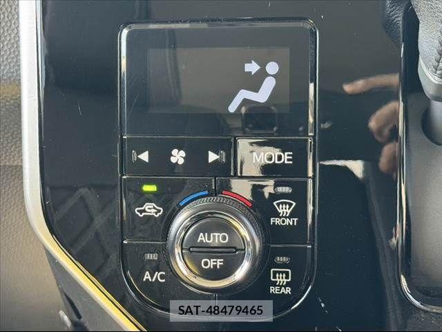 Toyota ROOMY 2019-11 6912101-3