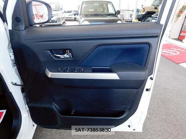 Toyota ROOMY 2021-07 6912084-25
