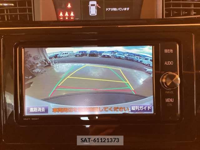 Toyota ROOMY 2018-09 6912103-4