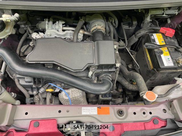 Toyota ROOMY 2018-04 6912118-17