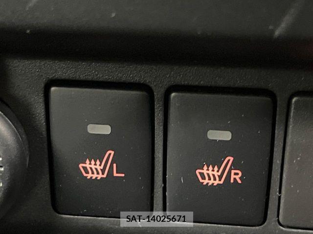 Toyota ROOMY 2021-04 6997809-5