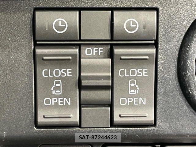 Toyota ROOMY 2021-04 6997795-6