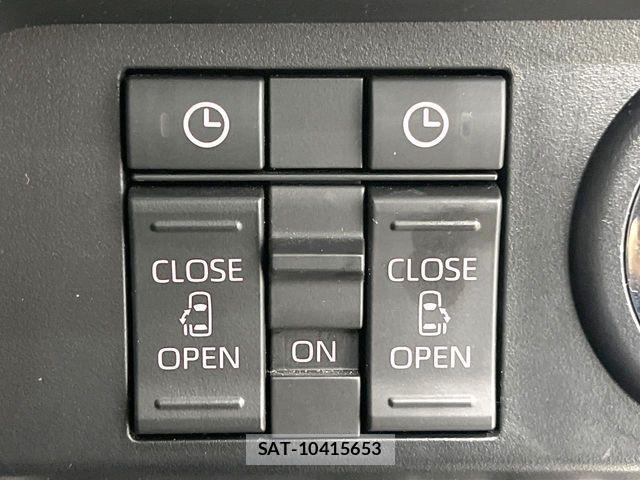 Toyota ROOMY 2023-01 6997777-2