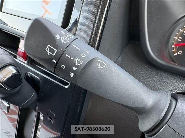 Toyota ROOMY 2022-03 6997779-28