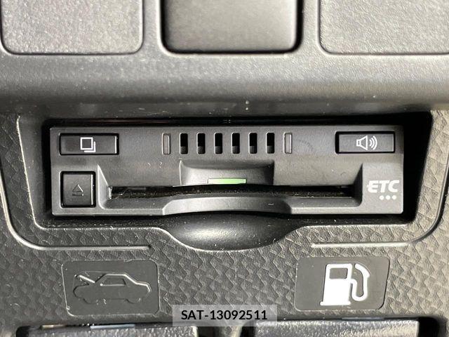 Toyota ROOMY 2022-03 6997769-6