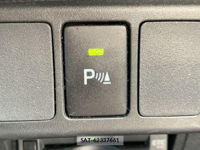 Toyota ROOMY 2022-10 7021437-9
