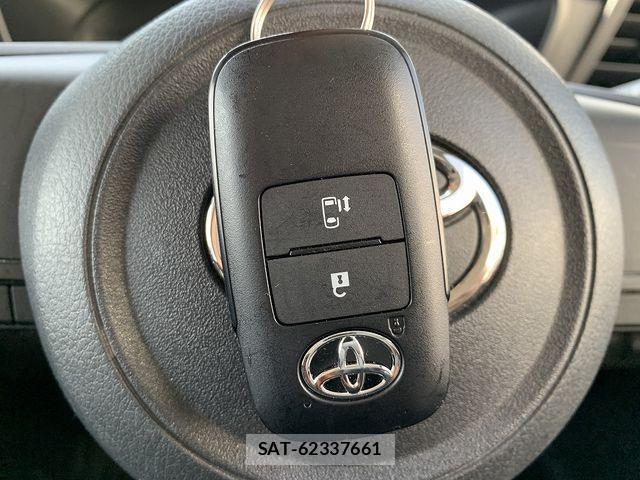 Toyota ROOMY 2022-10 7021437-12