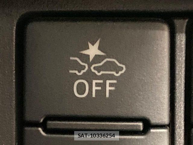 Toyota ROOMY 2023-05 7060481-4