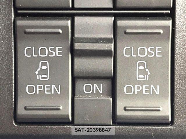 Toyota ROOMY 2022-07 7060477-4