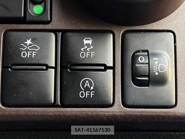 Toyota ROOMY 2018-07 7060500-4