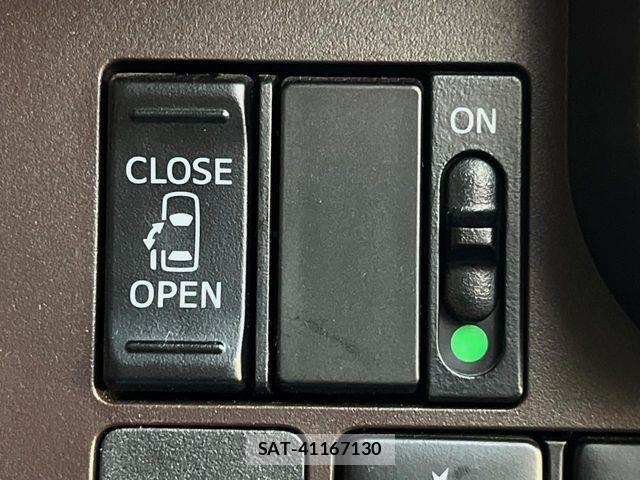 Toyota ROOMY 2018-07 7060500-5