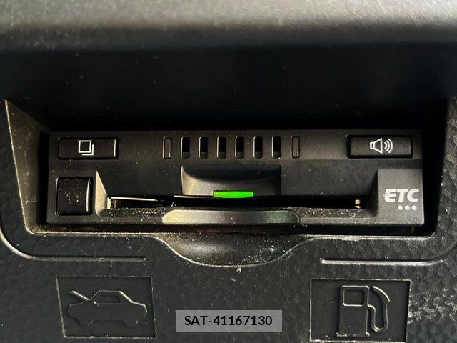 Toyota ROOMY 2018-07 7060500-6
