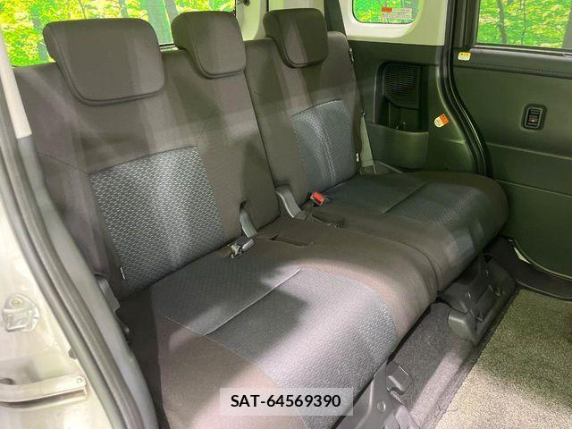 Toyota ROOMY 2021-04 7060494-9