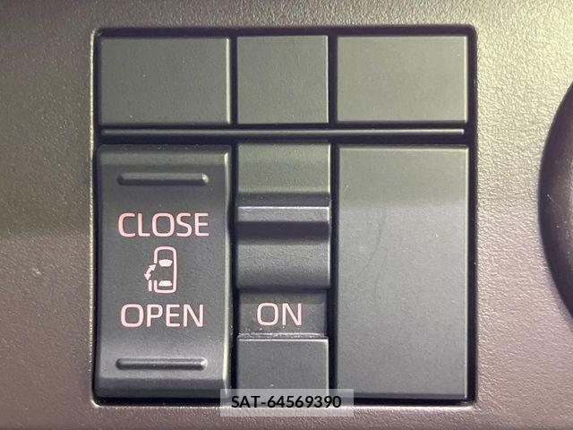 Toyota ROOMY 2021-04 7060494-5