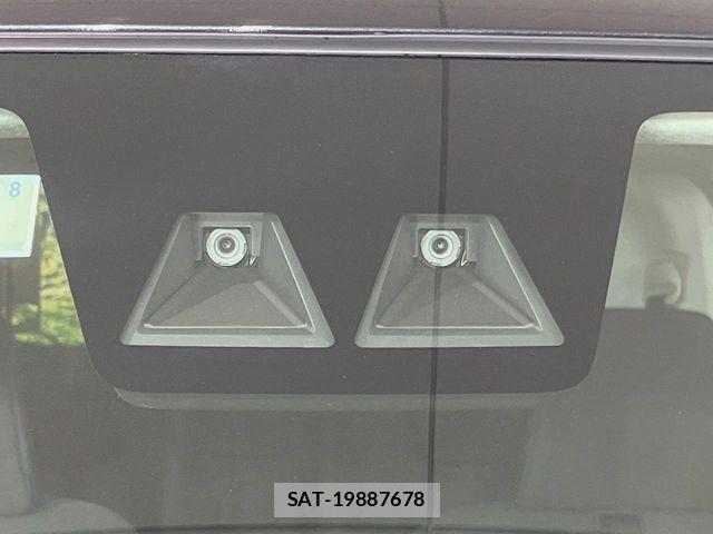 Toyota ROOMY 2023-06 7060475-4