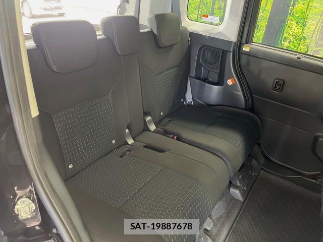 Toyota ROOMY 2023-06 7060475-8