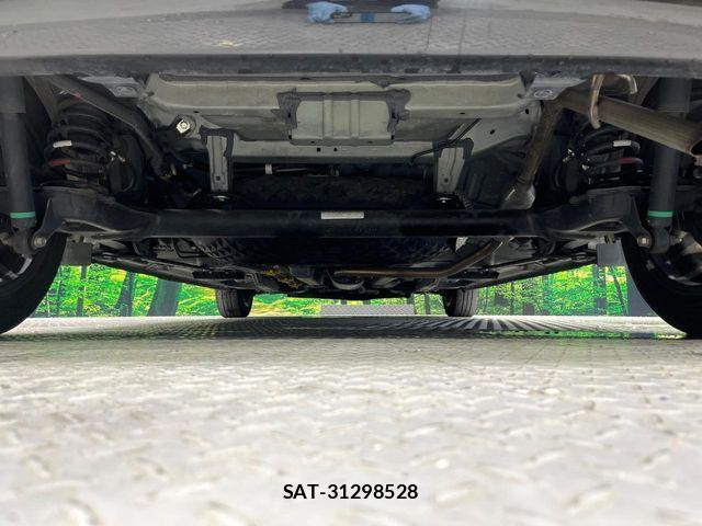 Toyota ROOMY 2023-09 7060479-18
