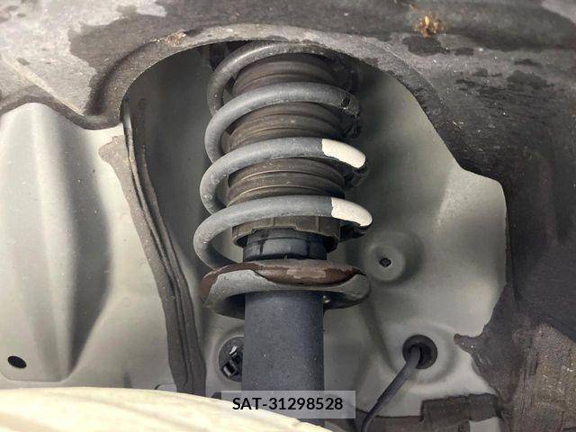 Toyota ROOMY 2023-09 7060479-19
