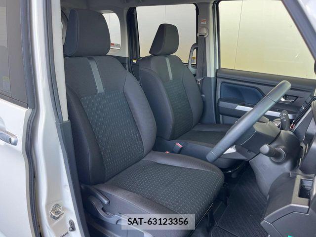 Toyota ROOMY 2022-03 7060480-9