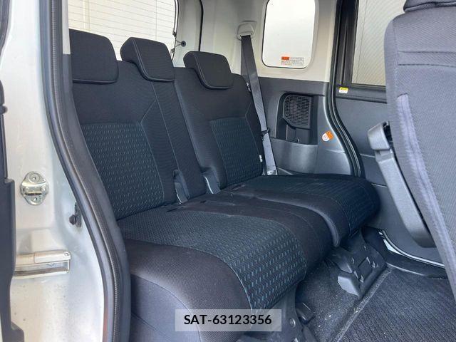 Toyota ROOMY 2022-03 7060480-10