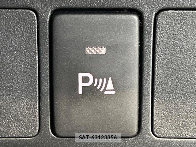 Toyota ROOMY 2022-03 7060480-7