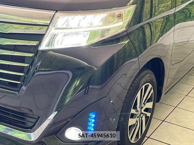 Toyota ROOMY 2018-05 7060490-11