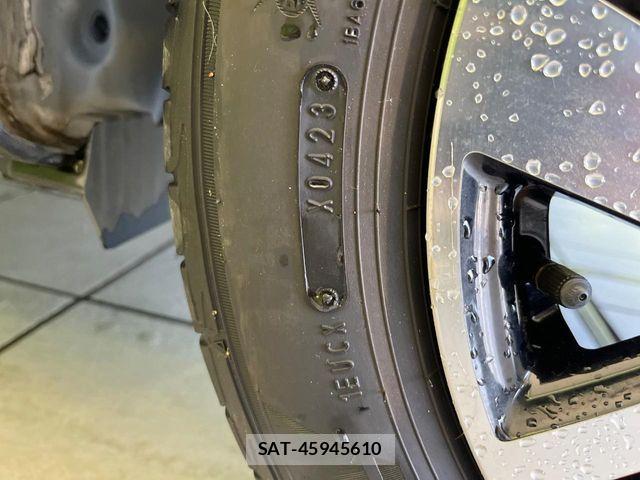 Toyota ROOMY 2018-05 7060490-19