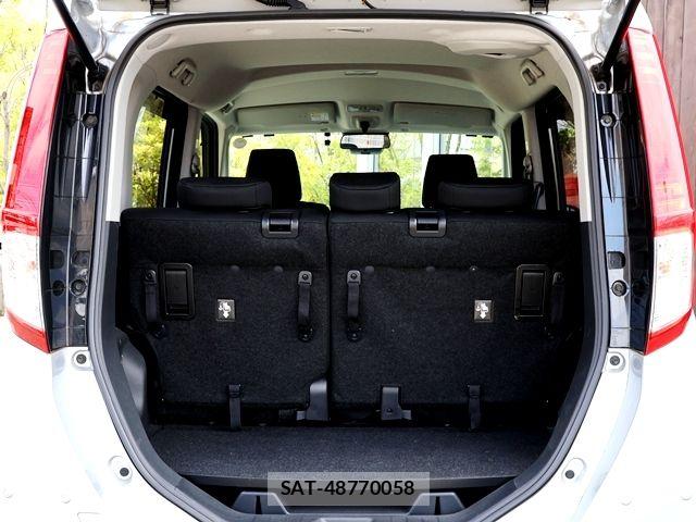 Toyota ROOMY 2019-06 7060492-27