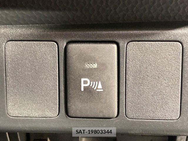 Toyota ROOMY 2023-12 7060482-6