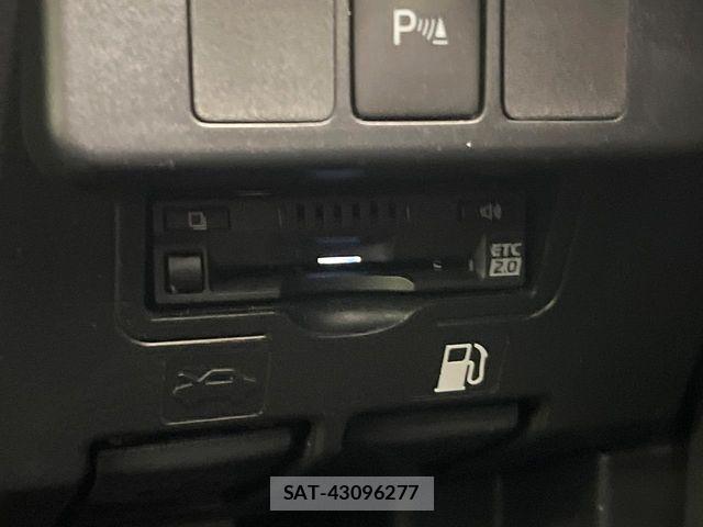 Toyota ROOMY 2022-02 7060476-5