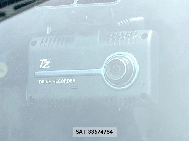 Toyota ROOMY 2021-11 7060486-6