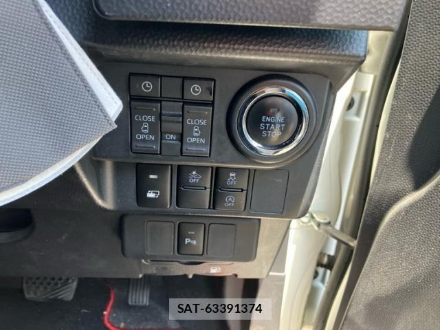Toyota ROOMY 2021-10 7224345-8