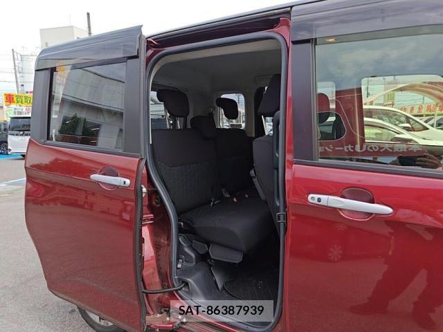 Toyota ROOMY 2019-06 7224306-9