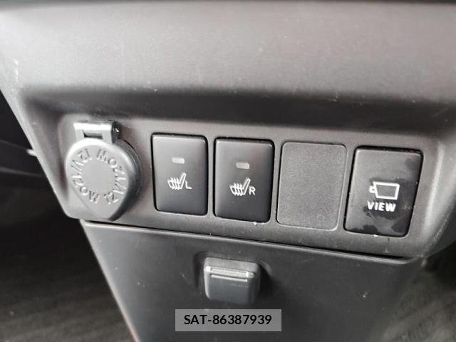 Toyota ROOMY 2019-06 7224306-19