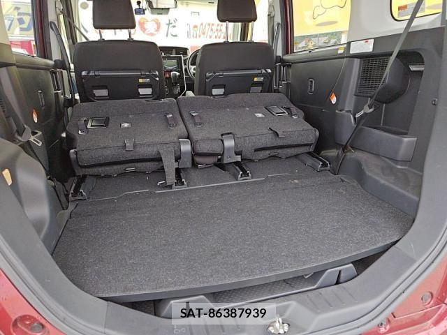 Toyota ROOMY 2019-06 7224306-27