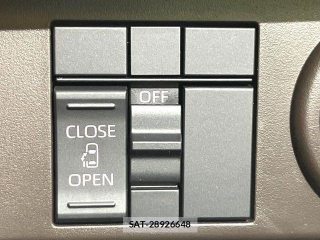 Toyota ROOMY 2022-04 7224355-5