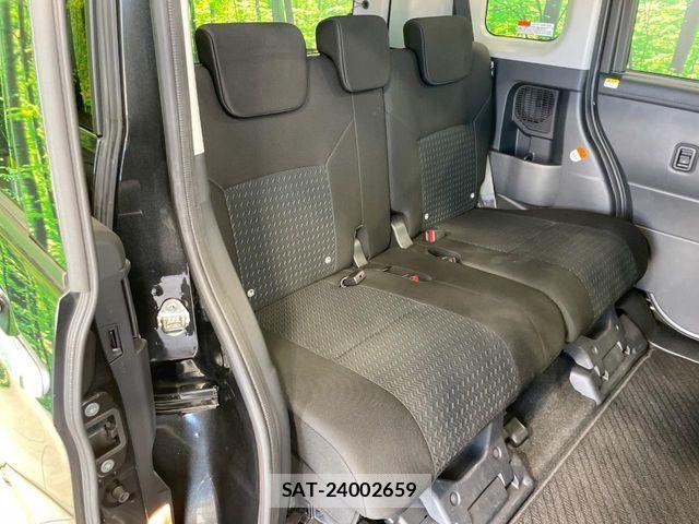 Toyota ROOMY 2023-04 7215788-8