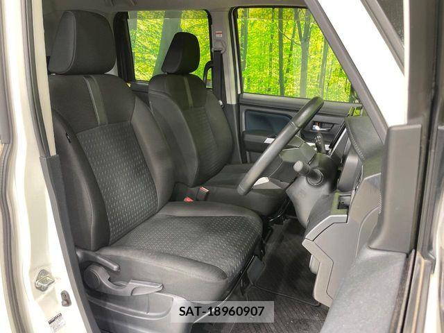 Toyota ROOMY 2023-05 7224364-7